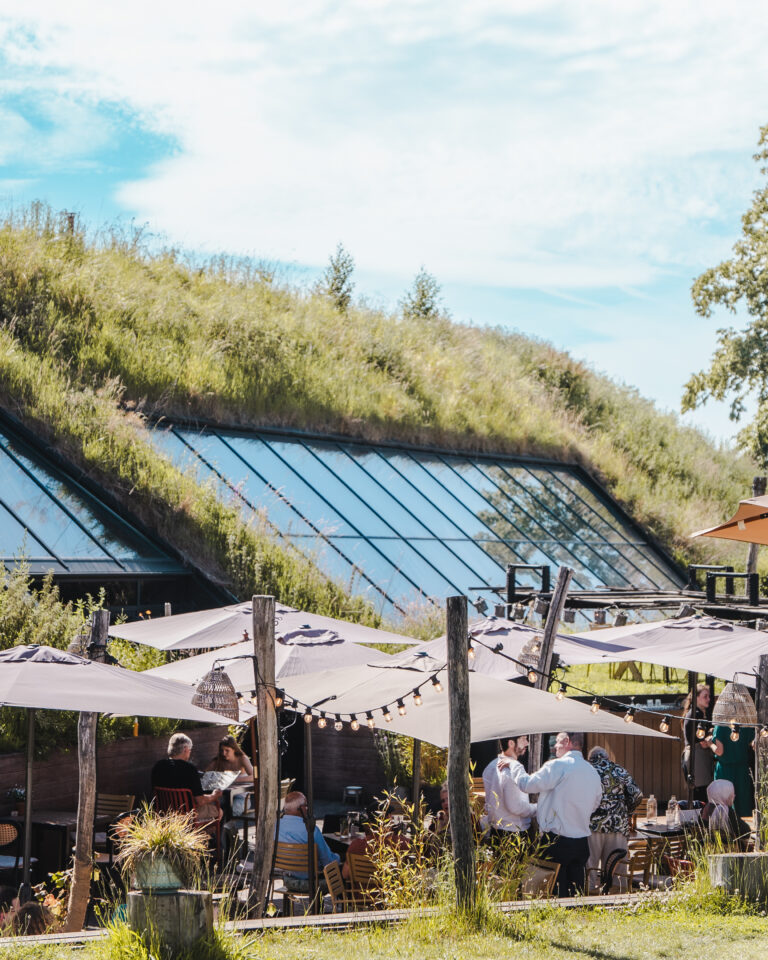 Terras van restaurant Fort de Gagel in Utrecht.
